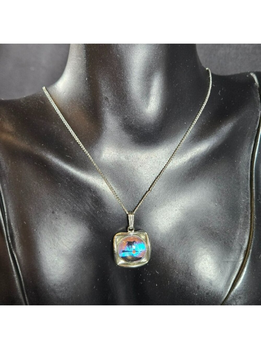 Vintage Palm Tree Island Scene Art Glass Pendant Necklace Silver Tone 14" Chain